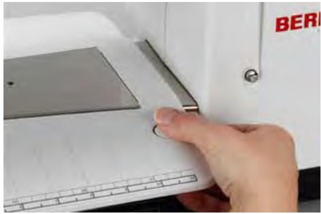 BERNINA 335 - Table rallonge pour le bras libre - 1