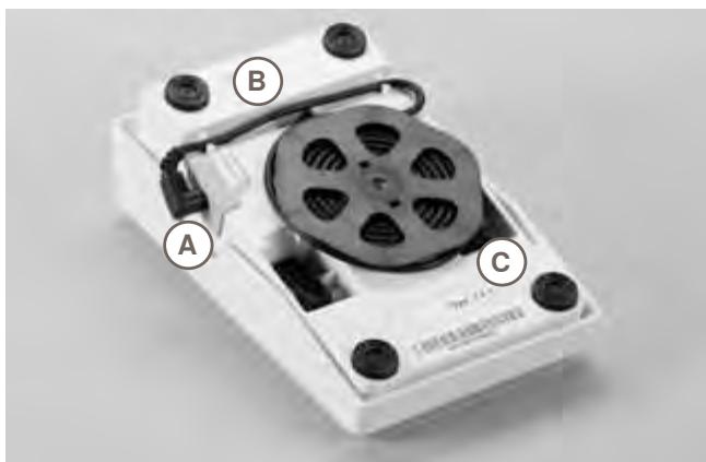 BERNINA 335 - Relever et abaiser le pied-de-biche - 3
