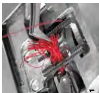 BERNINA 335 - Crocket bloqué - 3