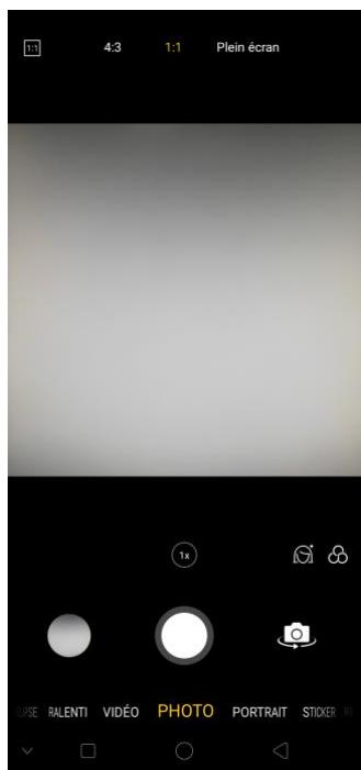 OPPO AX 7 - Prendre un selfie - 8