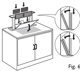 KITCHENAID KEWPP90010 - FILTRE A CHARBON ACTIF (uniquement pour la version Recyclage) Il a pour fonction de retenir les odeurs désagréables dérivant de la cuisson. - 1