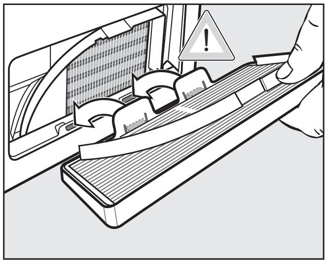 MIELE T 7950 WP - Cleaning the cooling fins (Grille at bottom right) - 3