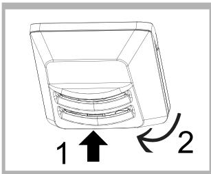 INDESIT LI70 FF1 W - LI70 FF1 X - Replacing the light bulb \* - 1