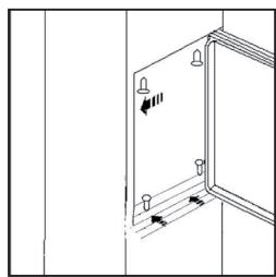 INDESIT IN D 2040 AA - Montaggio porta a trascinamento - 2