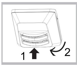 HOTPOINT BCB 7030 AAA F C O3 - Replacing the light bulb * - 1