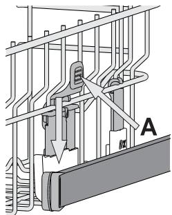 HOTPOINT HFC3C24X - ADJUSTING THE HEIGHT OF THE UPPER RACK - 1
