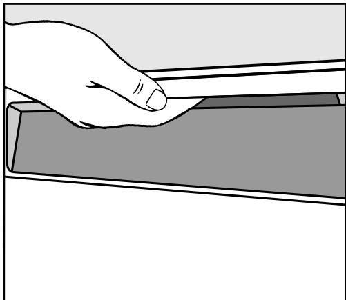 MIELE G 5210 U - Opening the door - 2