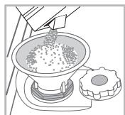 HOTPOINT LSTF 7B019 - Caricare il sale rigenerante - 1