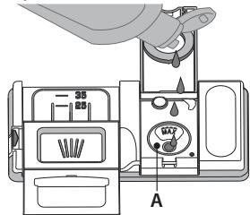 HOTPOINT-ARISTON 3D ZONE WASH - Reemplir le distributeur de liquide de rincage - 2