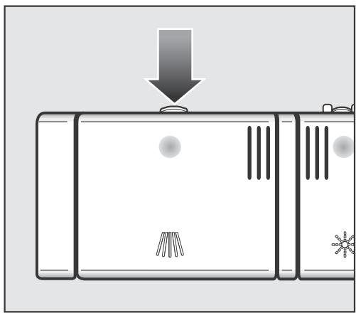 MIELE G 6230 SC - Remplir le détergent - 1