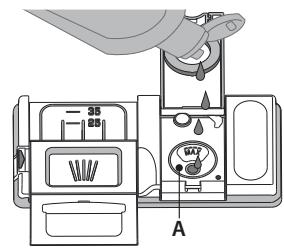 HOTPOINT HBC 3C41 W - ENCHER O DISTRIBUTOR DE ABRILHANTADOR - 2