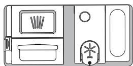 HOTPOINT HBC 3C41 W - HET GLANSSPOELMIDDELRESERVOIR BIJVULLEN - 1