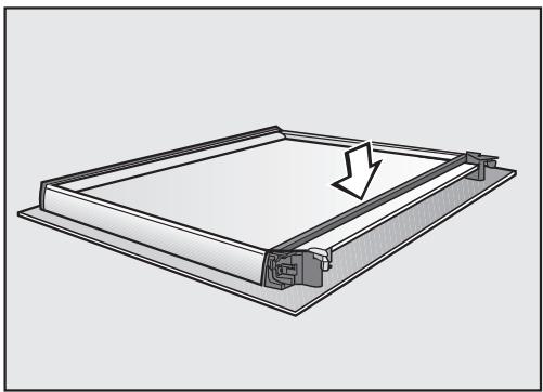 MIELE H 6165 BP - Désassemblage de la porte - 7