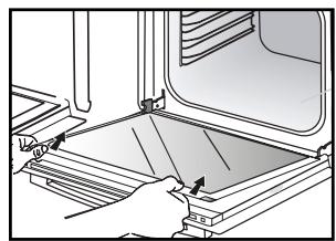 BRANDT BFP7554W - Be sure to mark the mounting direction of this 1st window (glossy side towards you). - 2