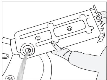 BEKO DPU8360X - Legen van het waterreservoir - 2