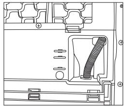 BEKO DPU8360X - De afvoer aansluiten - 1