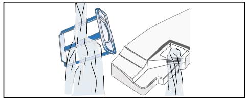 BOSCH WTW874H3 - Cleaning the filter in the condensate container - 2
