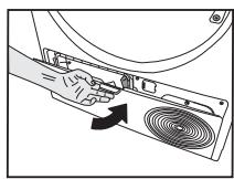 GRUNDIG GT76924D - Nettoyage du condenseur - 8