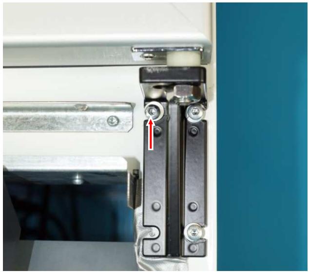 LIEBHERR FDv 4613 - Plinth panel: - 3