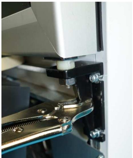 LIEBHERR FDv 4613 - Mounting the door: - 3