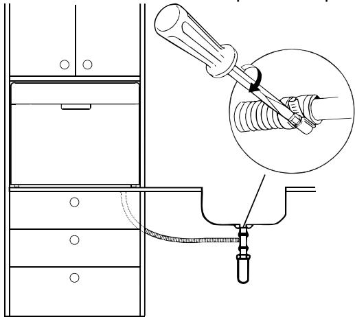 MEDION MD 16698 - Collegare il tubo al sifone del lavandino - 2