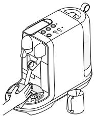SAGE SNE500BKS4EFR1 CREATISTA UNO - Latte Macchiato Preparation / Zubereitung von Latte Macchiato - 1