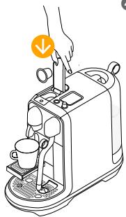 SAGE NESPRESSO CREATISTA PLUS SEL - Przygotowanie kawy z mlekiem – dwie filiżanki / Preparare cafea cu lapte – Două cești - 1