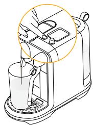 SAGE NESPRESSO CREATISTA PLUS SEL - Schenk het melkschuim over - 12