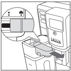 GAGGIA ANIMA CLASS - Entnehmen der Milchkaraffe - 1