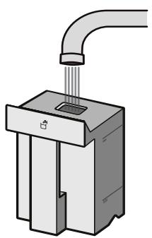 GAGGENAU CM450102  -  CM450102 - Remplir le réservoir d'eau et le réservoir pour café en grains - 1