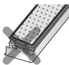 LG VR1128SIL  -  VR1128SIL - NETTOYAGE DU FILTRÉ DU RÉCEPTACLE À POUSSIÈRE - 7
