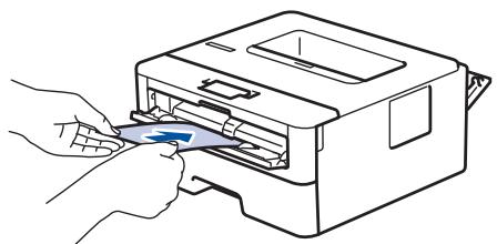 RICOH SP 230DNW - Charger des enveloppes et imprimer à partir de la fente d'alimentation manuelle - 6