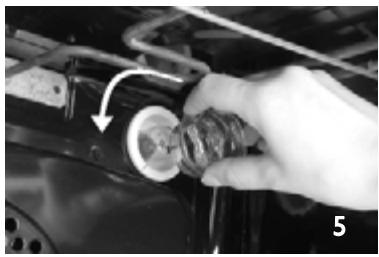IGNIS AKS185WH - Changing the rear oven lamp bulb: - 5