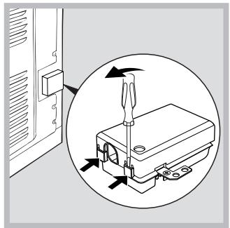 HOTPOINT 80242 - Montaż przyzewodu zasilajęcego - 1