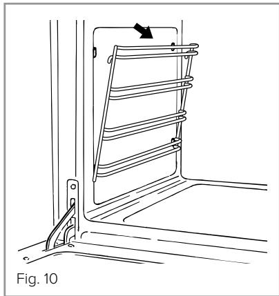 CDA RV921 - Removing The Oven - 1