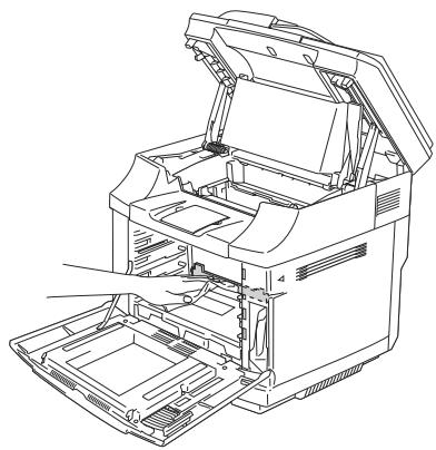 RICOH MP C2004 - Nettoyez la surface du verre de laser avec un chiffon sec, doux, non pelucheux. - 1