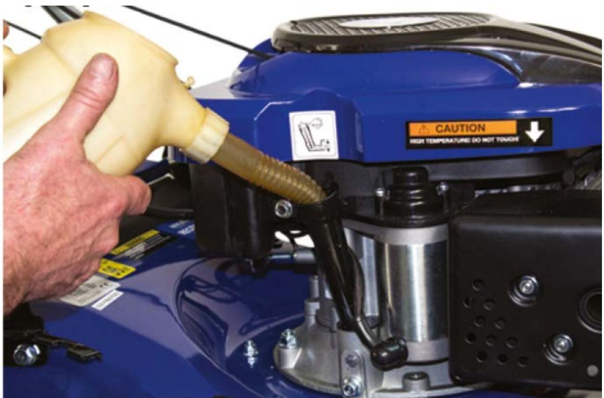 HYUNDAI HYM43SP - Remove the oil dipstick. - 2