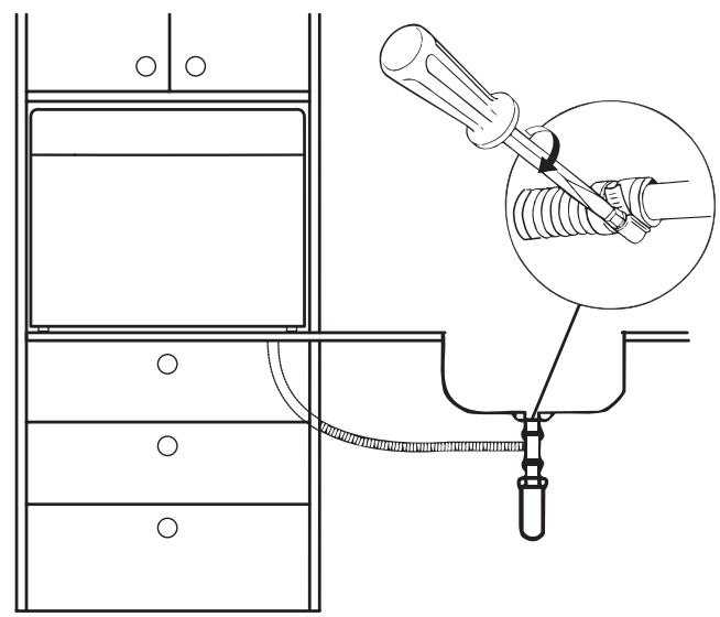 ESSENTIELB ELVC-471B - Raccordement des tuyaux de vidange - 2