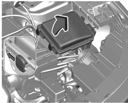 OPEL MOKKA E - Boîte à fusibles du compartiment moteur - 1