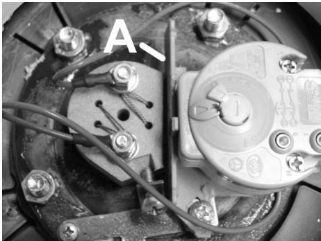 CHAFFOTEAUX CHAUFFE-EAU ELECTRIQUE BLINDE HORIZONTAL RACCORDEMENT EN BAS 200 LITRES 3010883 - Gussgekapsette Produktlinie - 1