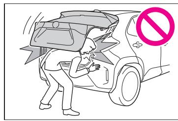 TOYOTA YARIS CROSS - Ouverture/fermeture du hayon - 1