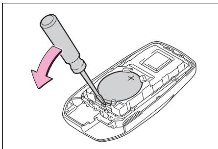 TOYOTA YARIS CROSS - Remplacement de la pile - 8