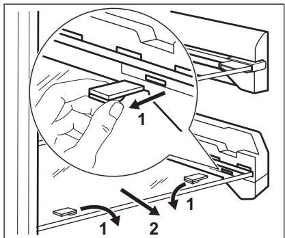 ELECTROLUX EUF2042AOW - Scoaterea coşurilor de congelare și a rafturilor de sticlă din congelator - 3