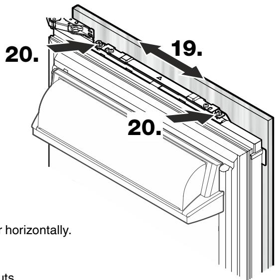 ELECTROLUX IK321BR - Aligning the refrigerator panel - 2