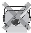 PANASONIC SD-YR2540 - Bread pan and kneading blade are coated with a non-stick finish to avoid stains and to make it easier when removing bread. - 3
