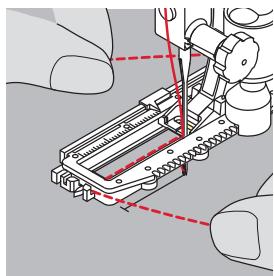 BERNINA B335 - Ganse idéale - 1