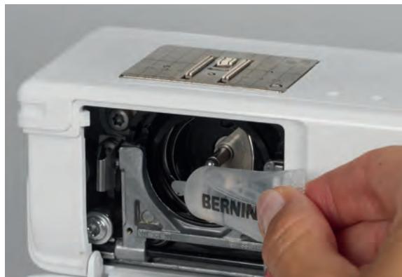 BERNINA B335 - Le monofil se déchire - 3