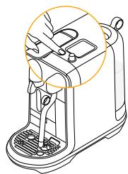 NESPRESSO CREATISTA PRO - Tilberedning av latte macchiato - 6