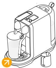 NESPRESSO CREATISTA PRO - Zubereitung von Latte Macchiato / Preparazione del latte macchiato - 3