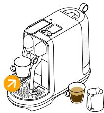 NESPRESSO CREATISTA PRO - Tilberedning af maelkedrikke - to kopperMaitokahvin valmistus - kaksi kupillista - 2